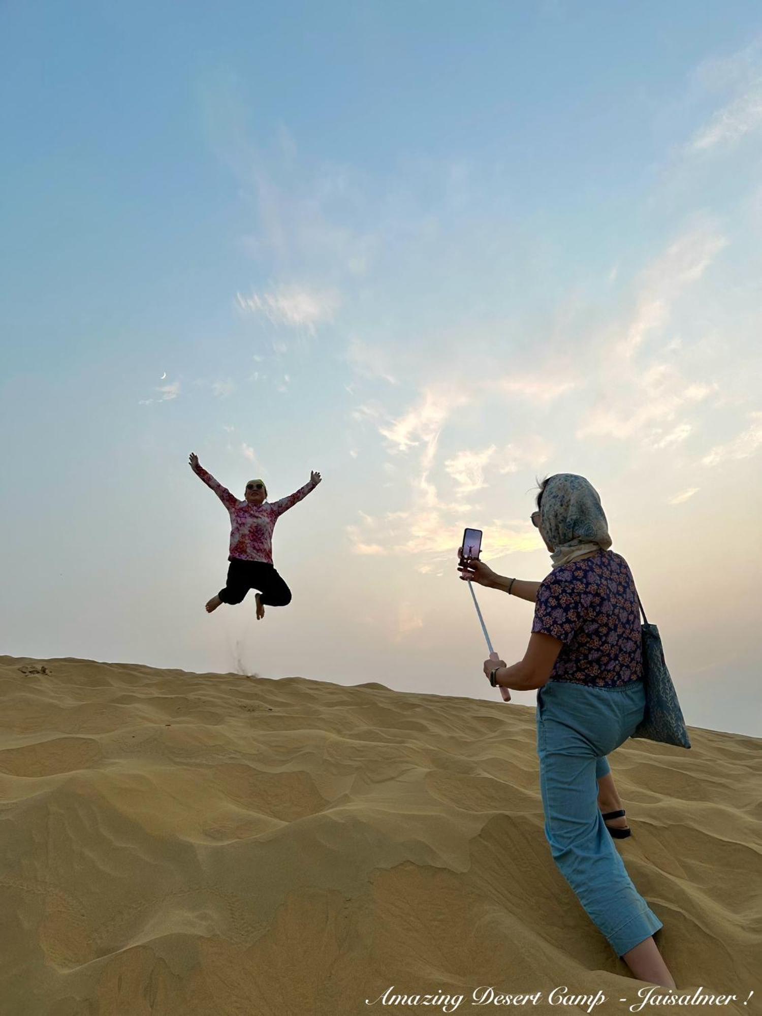 Amazing Desert Camp ジャイサルメール エクステリア 写真